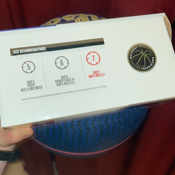 NBA PLAYER EDITION OUTDOOR BASKETBALL 🏀 - Picture 5 of 6